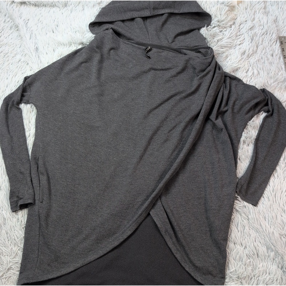 Athleta Sweatshirt Womens S Gray Hoodie Wrap Soft Comfort Pockets Athletic